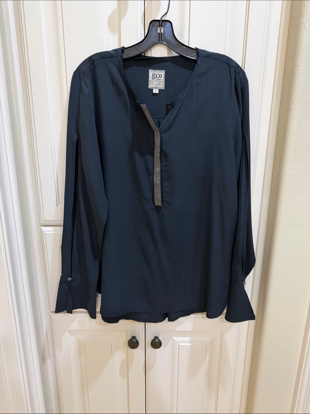 GO BY GO SILK Black Long-Sleeve Blouse